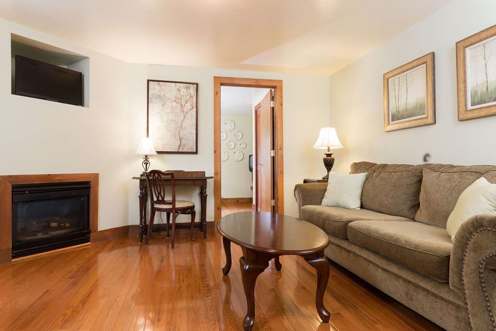 Seven Hills Inn Lenox Dalaman gambar